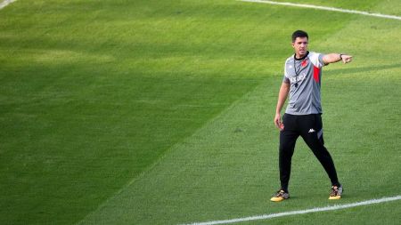 Maurício Barbieri está na corda bamba no Vasco