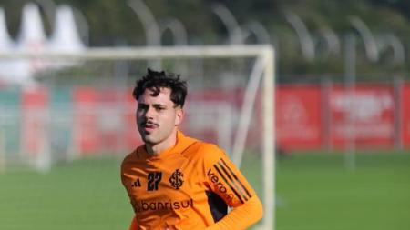 Mauricio começa como titular contra o DIM, pela Libertadores