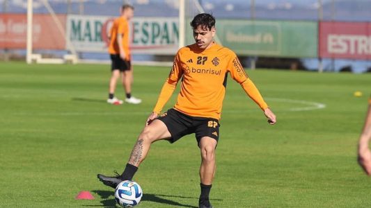 Mauricio deve retornar à equipe titular