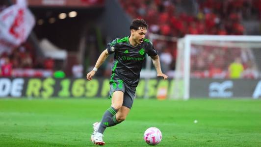 Mauricio é um dos jogadores que desfalca o Colorado por suspensão na 31ª rodada