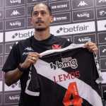 E o Mauricio Lemos? Saiba quando ex-zagueiro do Atlético pode estrear pelo Vasco