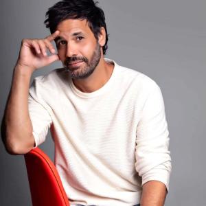 Mauricio Silveira é ator, escritor e produtor