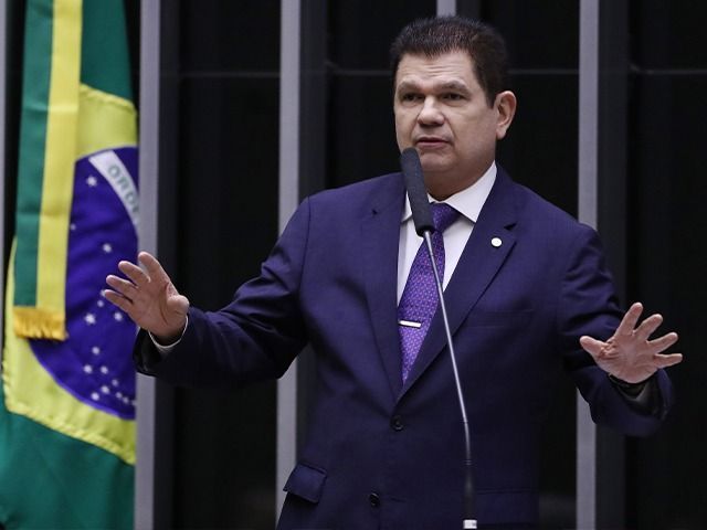 Mauro Benevides anuncia mínimo de 30% de participação feminina no Comitê Gestor do IBS
