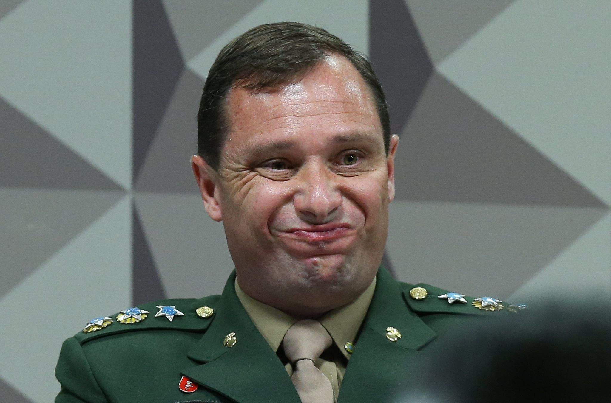 Mauro Cid afirma que Bolsonaro recebeu e sugeriu alterações na minuta do golpe