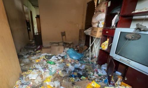Casa de onde cães foram resgatados em Viçosa