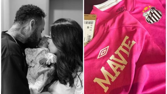 Mavie ganhou blusa do Santos