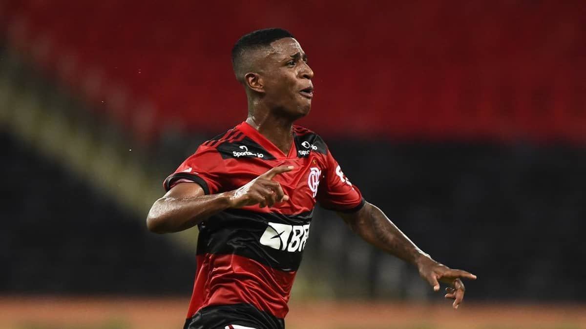 Time dos EUA afasta ex-Flamengo por suspeita de envolvimento em esquema de apostas 