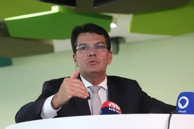 Presidente da Enel em SP renuncia ao cargo em meio a crise de apagões