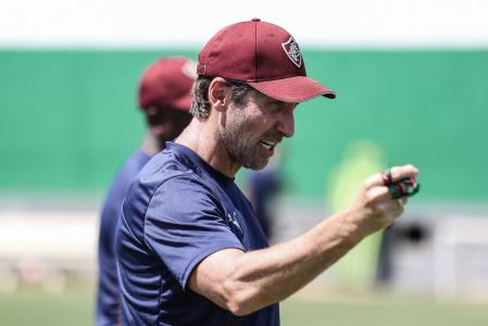Maxi Cuberas vai comandar o Fluminense diante do Madureira