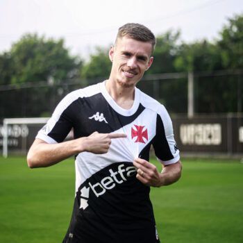 Voltando de empréstimo, meia pode ganhar oportunidades no Vasco com Diniz