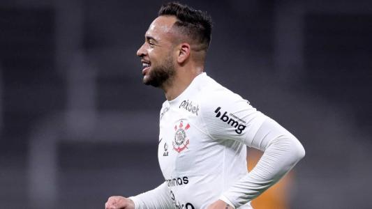 Maycon comemora boa fase no Corinthians e diz que atua se Luxa quiser na Sul-Americana
