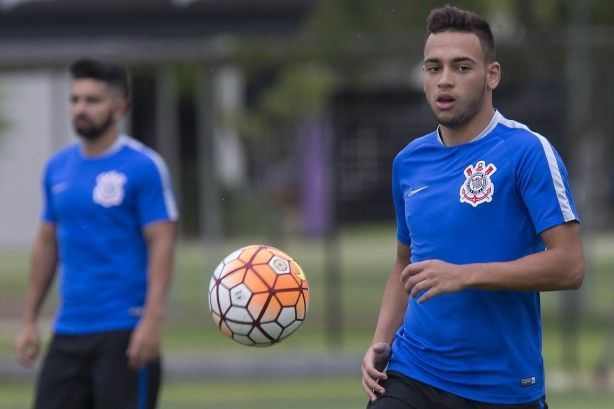 Alvo do Flamengo, Maycon iniciou a carreira com Tite no Corinthians