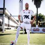Santos anuncia Mayke, lateral-direito ex-Palmeiras; veja detalhes