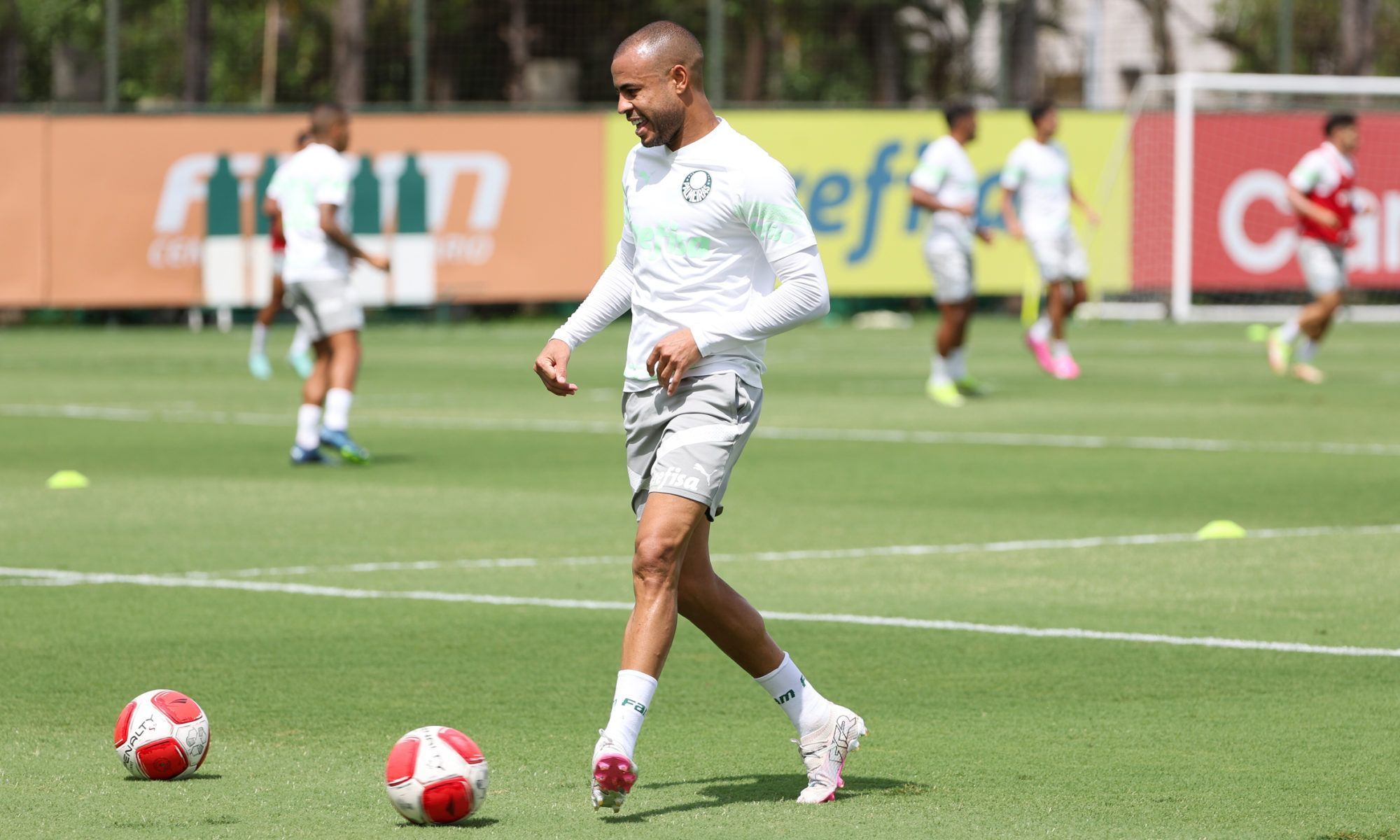 Mayke inicia transição física e avança em tratamento para ser opção no Palmeiras