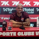 Cria do Atlético, lateral do Vitória lembra apoio na base e estreia contra o Cruzeiro