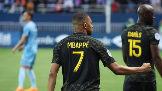 Mbappé abriu o placar para o PSG