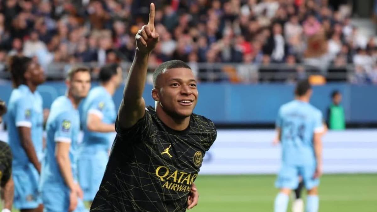 Mbappé desmente saída do PSG: ‘Estou muito feliz’