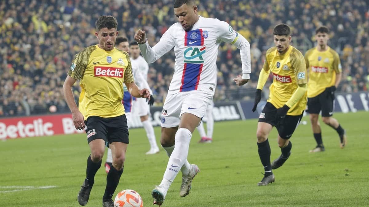 Mbappé faz cinco, e PSG goleia time da 6ª Divisão na Copa da França
