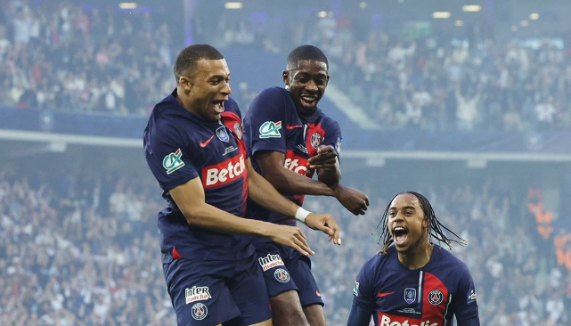 Mbappé se despede do PSG com título da Copa da França sobre o Lyon