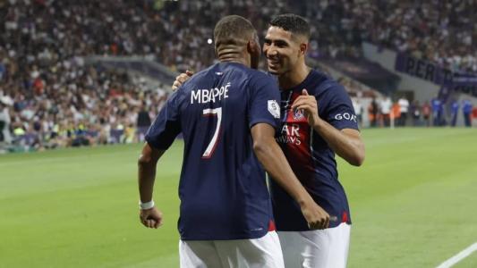 Mbappé vibrou muito com o primeiro gol marcado na temporada