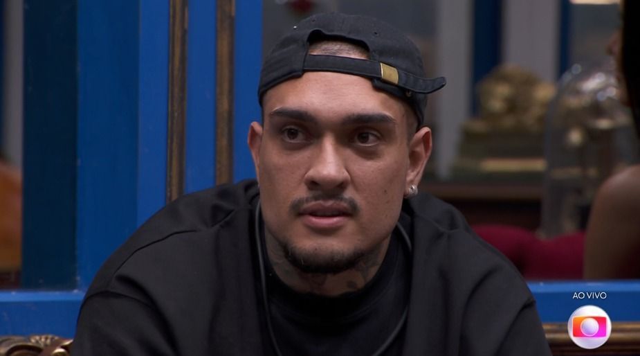 MC Binn revela tratamento para problema agravado durante o confinamento no BBB 24