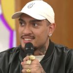 Fora do BBB 24, MC Binn relembra drama pessoal e emociona mãe