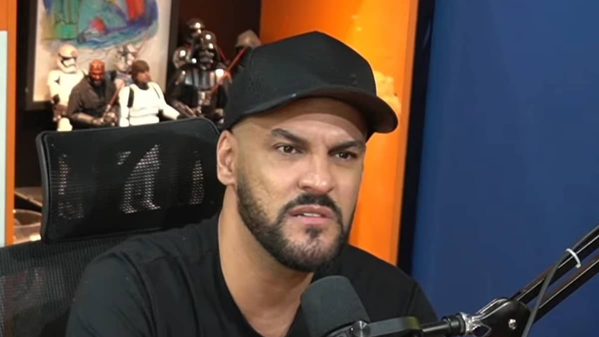 Entenda: MC Créu detalha dia em que teria sido reconhecido por Michael Jackson: 'Créu?', 'Michael'?