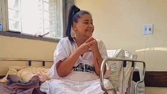 MC Kátia está há quase dois meses internada