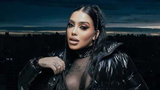 Mc Mirella postou um vídeo mostrando a barriga de grávida enquanto fazia dancinha para novo clipe