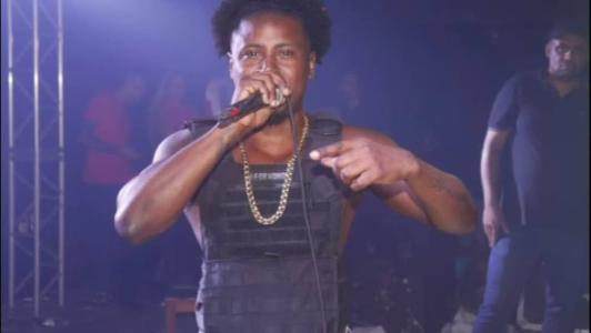MC PQD é preso no RJ suspeito de participação em organização criminosa