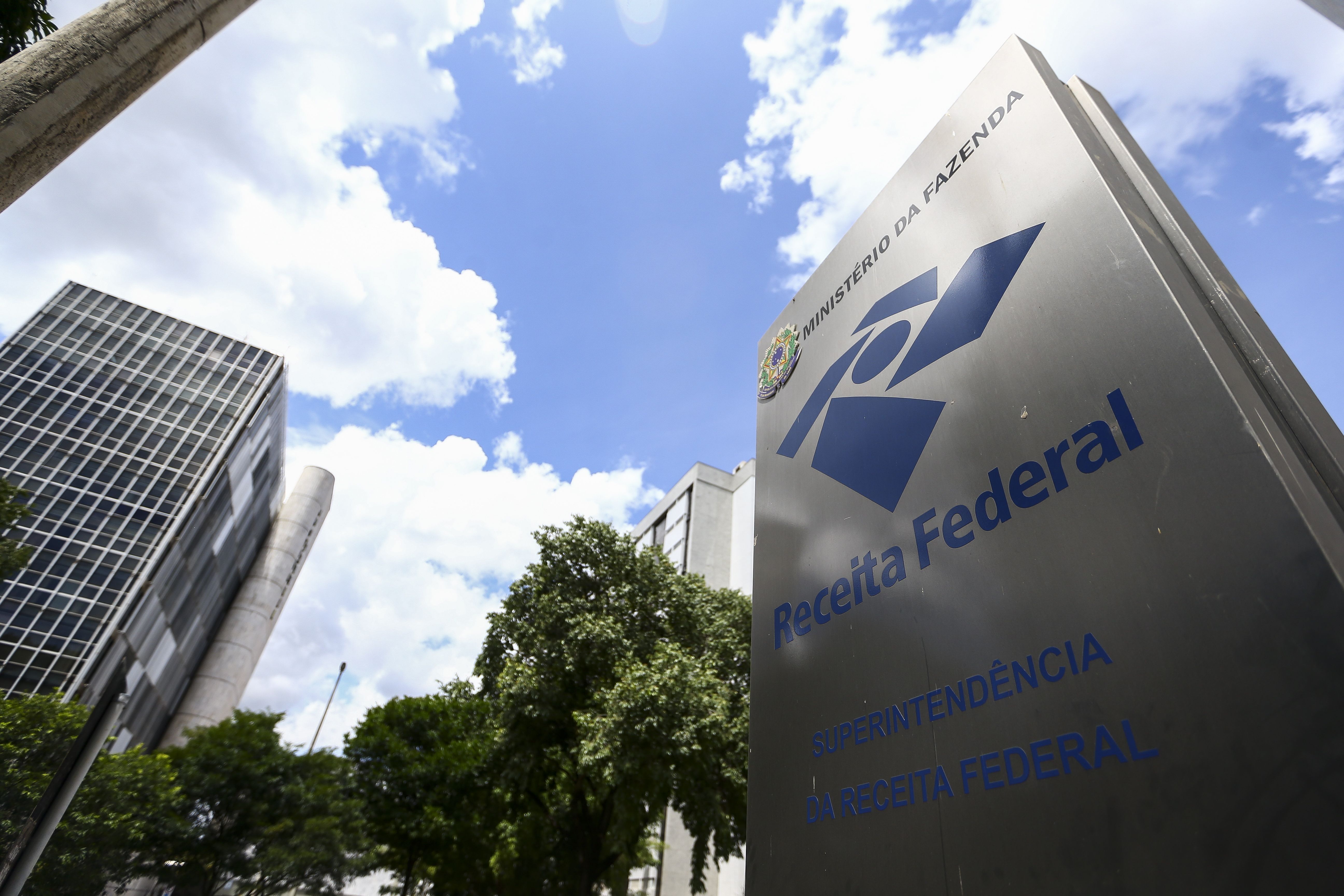 Desoneração dos municípios: recolhimento volta a ser de 20% a partir de maio