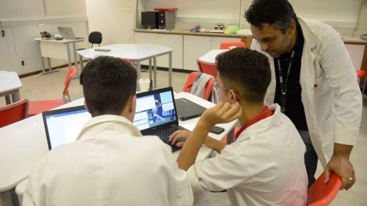 MEC inicia colsuta sobre reforma do Ensino Médio