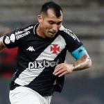 Vasco: Medel retorna ao Brasil e está confirmado para duelo com o Cruzeiro