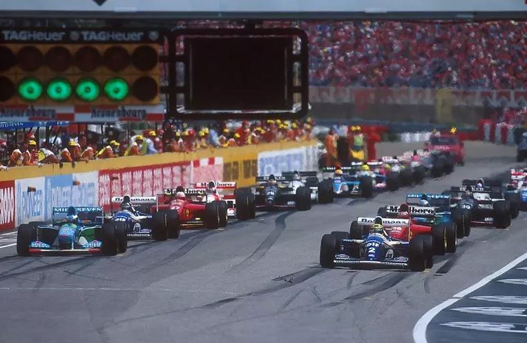 Roland Ratzenberger e Barrichello: relembre acidentes em Ímola antes de Senna