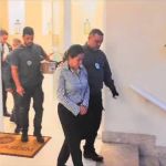 Médica é presa no Rio por morte de paciente durante procedimento estético