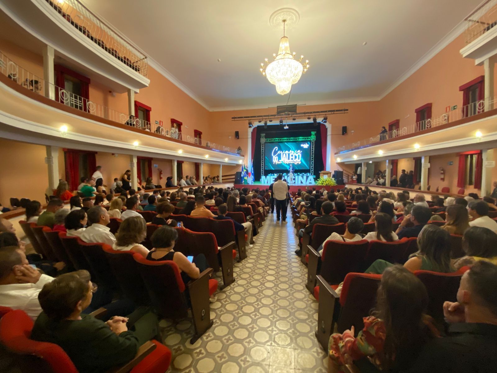 Grupo Unis realiza 1ª Cerimônia do Jaleco da turma de Medicina