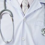 Pelo menos oito mulheres denunciam médico ortopedista por abuso sexual no interior de São Paulo 