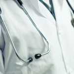 Médico é investigado por importunação sexual durante consulta em Juiz de Fora