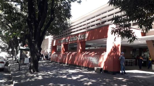 Médicos defendem realização de concurso