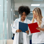 Enamed 2025: veja qual é a nota mínima exigida para os formandos em Medicina