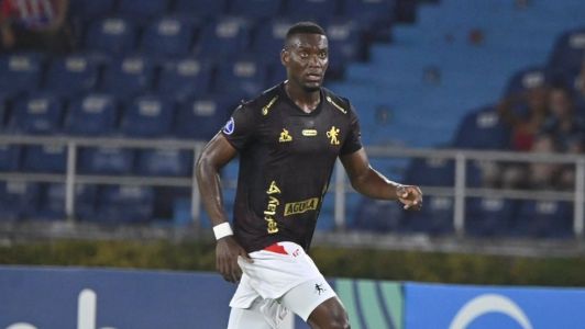 Brayan Medina em ação pelo América de Cali na Copa Sul-Americana de 2025