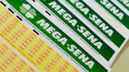 Mega Sena acumula prêmio de R$ 43 milhões