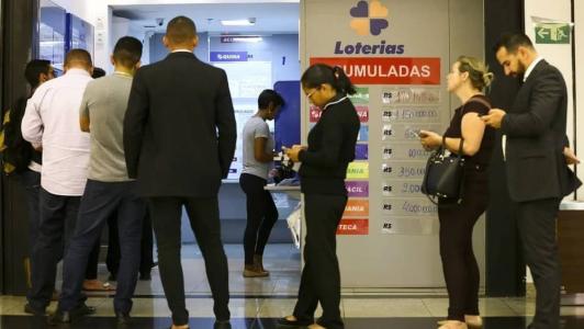 Mega-Sena acumulou mais uma vez