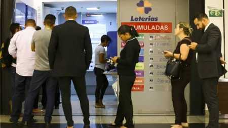 Mega-Sena acumulou mais uma vez