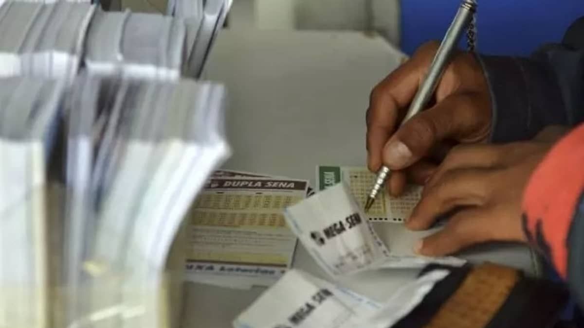 Mega-Sena acumula, e prêmio pode chegar a R$ 39 milhões na quarta (24)