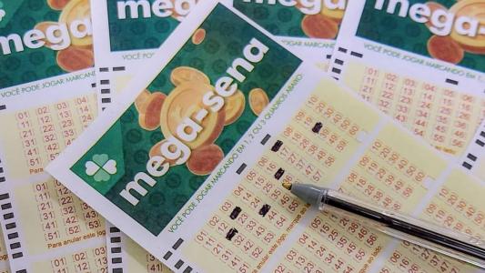 Mega-Sena pode pagar R$ 115 milhões no próximo sábado (12)