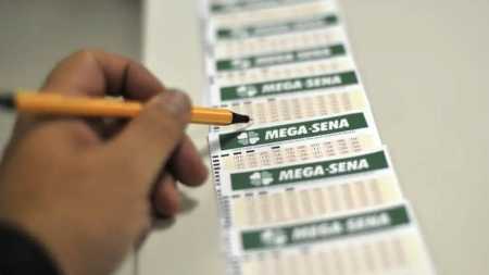 Mega-Sena sorteia prêmio milionário na próxima terça-feira (28)