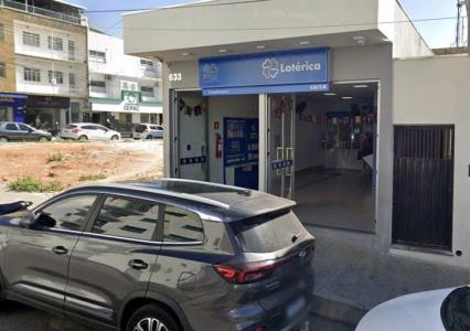 Segundo a Caixa, a probabilidade de uma aposta simples acertar as seis dezenas é de 1 em 50.063.860.