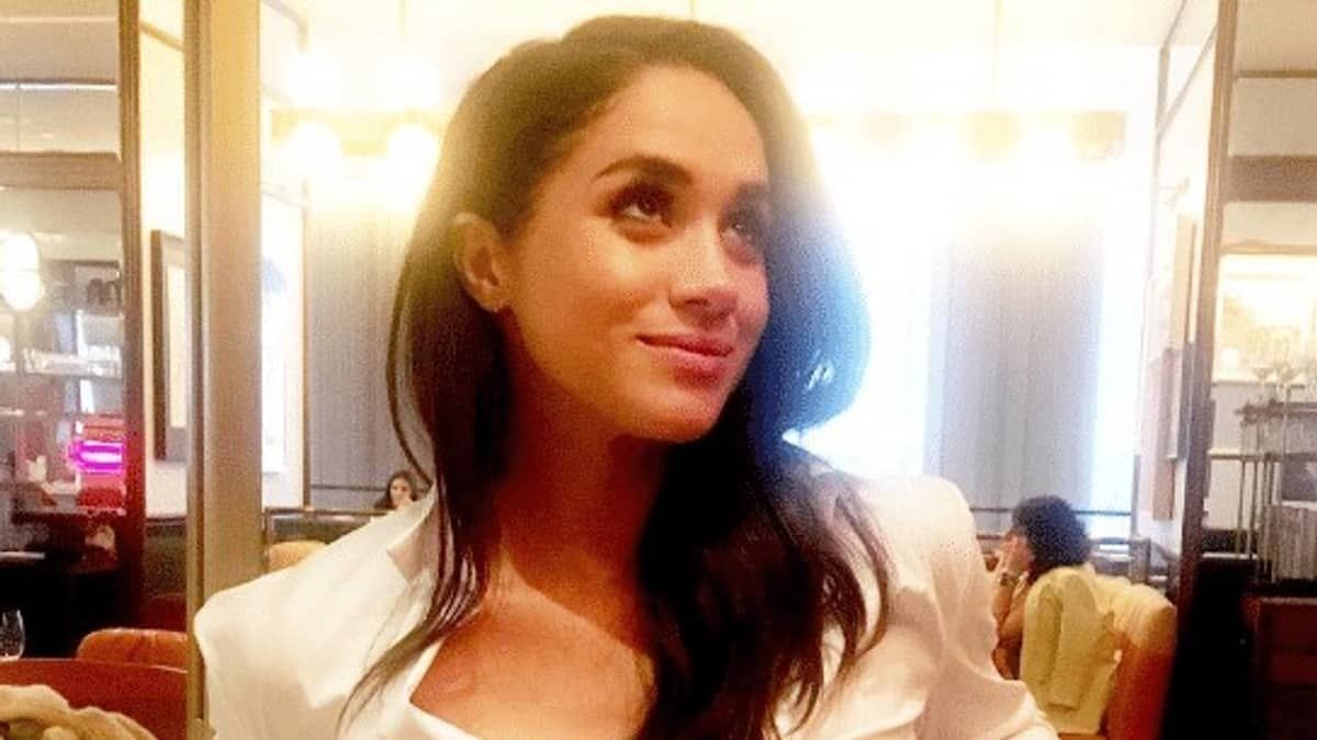 Família real inglesa ignora aniversário de Meghan Markle