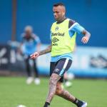 Focado, Luan pede para treinar durante folga geral no Grêmio